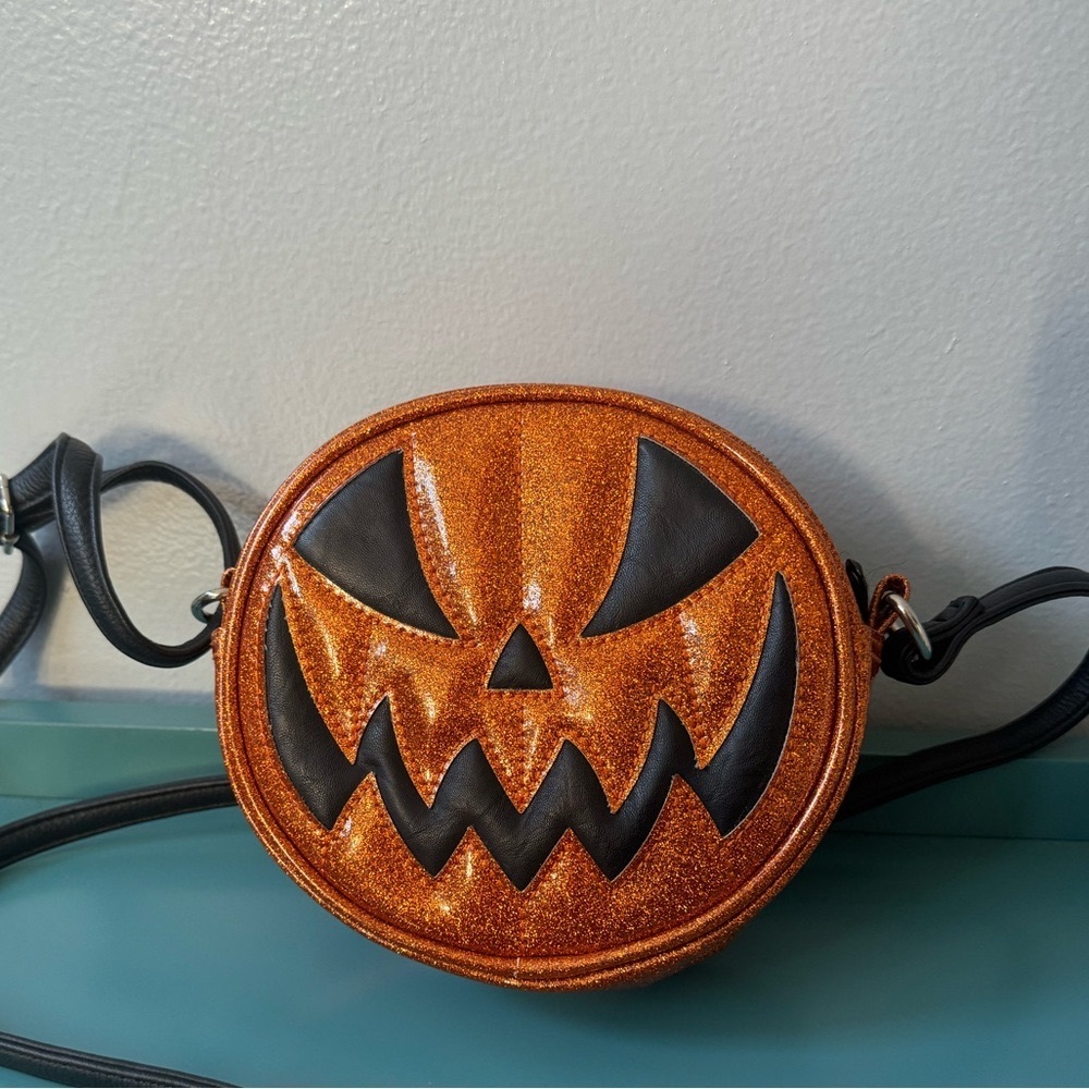🎃LOVE PAIN AND STITCHES Pumpkin Kult Collection Mini Glitter Orange pumpkin bag
